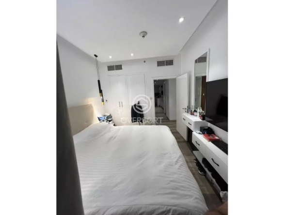 3 Bed Standpoint Tower 2