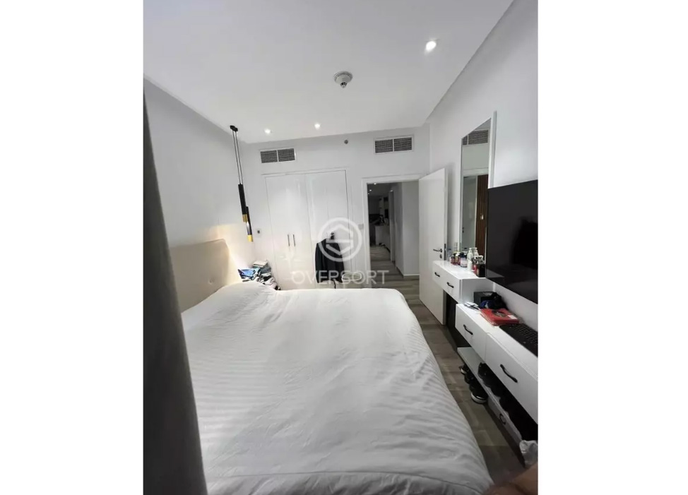 3 Bed Standpoint Tower 2