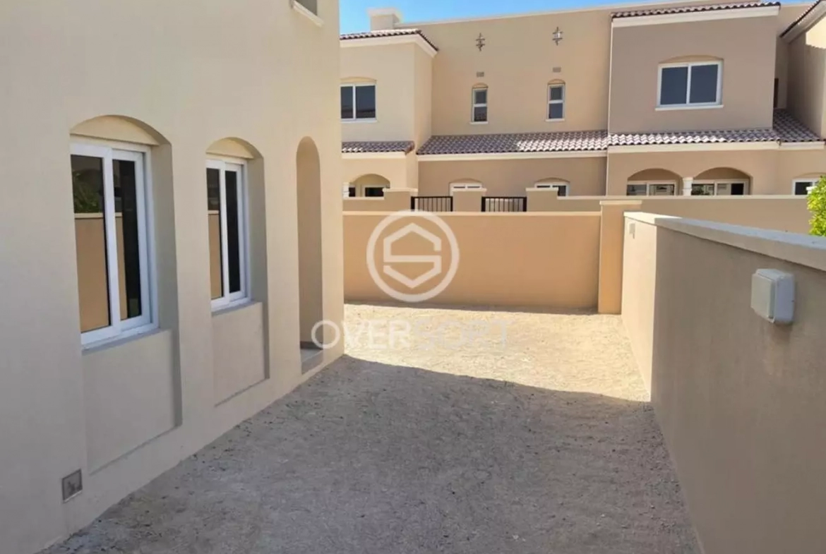 CASA VIVA, Single Row, Huge Plot, Type A