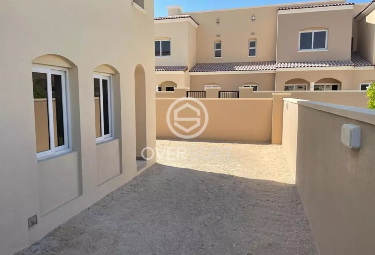 CASA VIVA, Single Row, Huge Plot, Type A