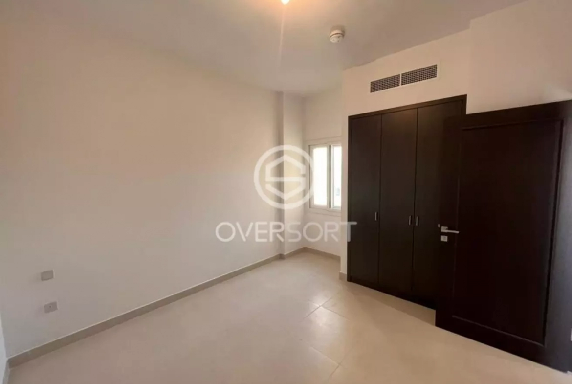 CASA VIVA, Single Row, Huge Plot, Type A