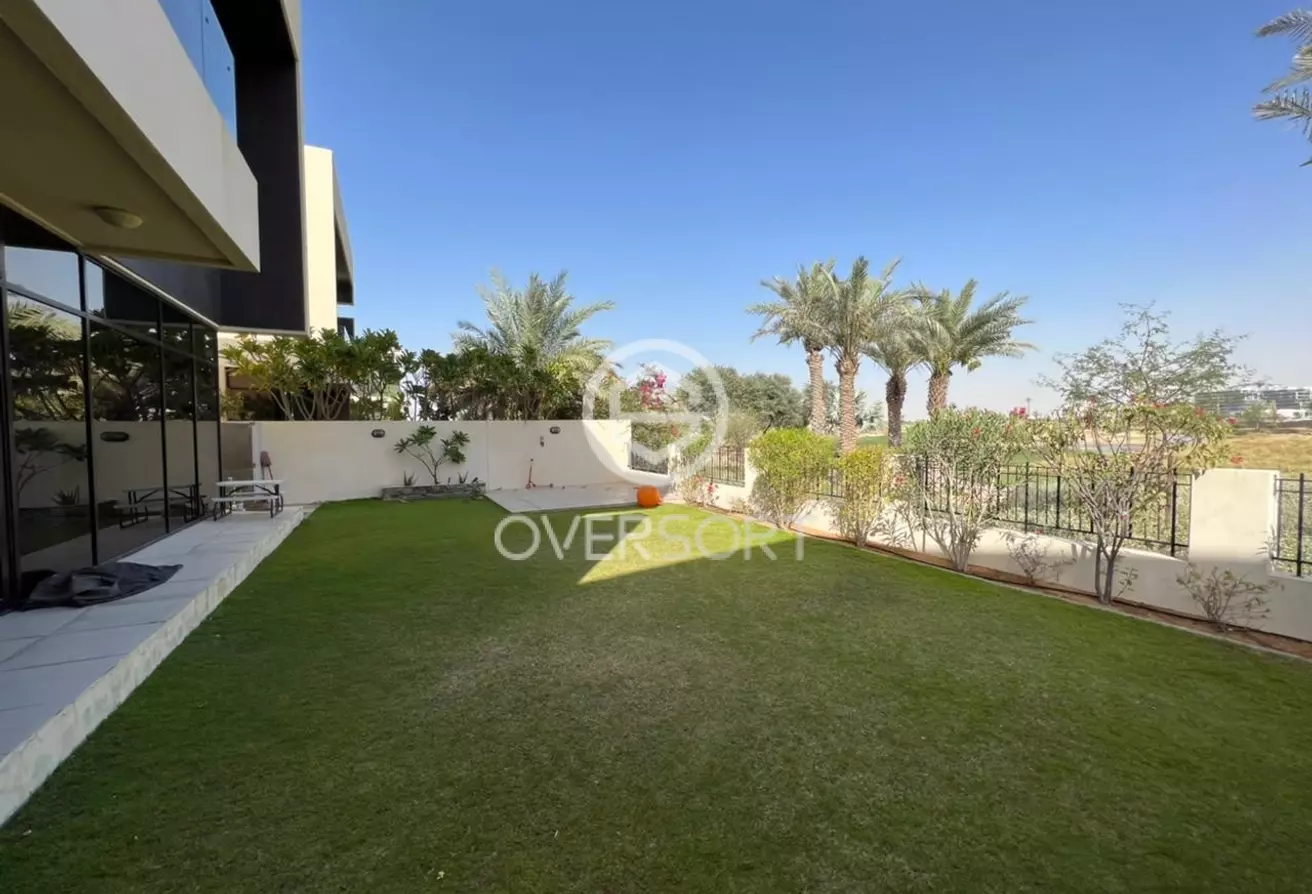 Villa Damac Hills
