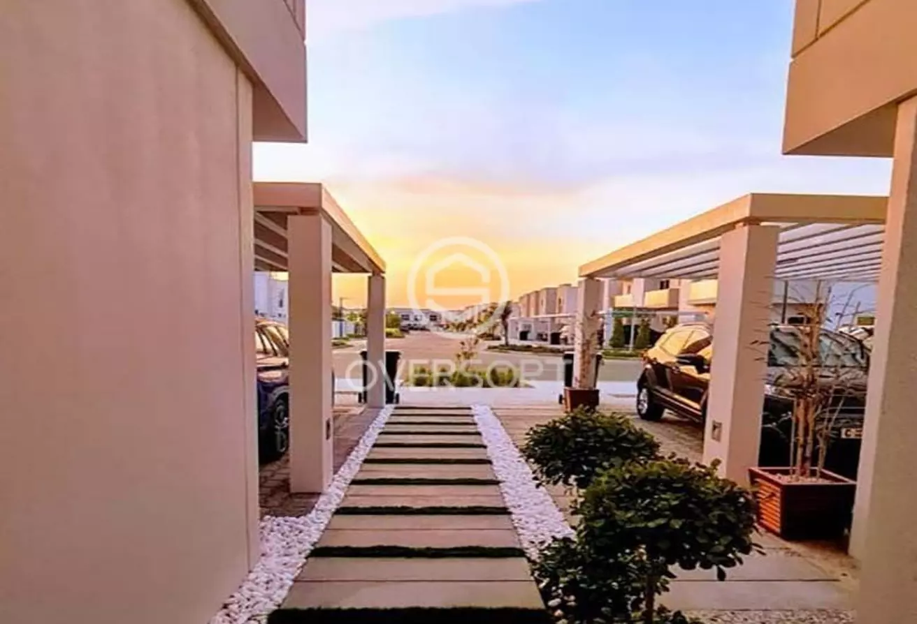 ARABELLA TOWNHOUSE