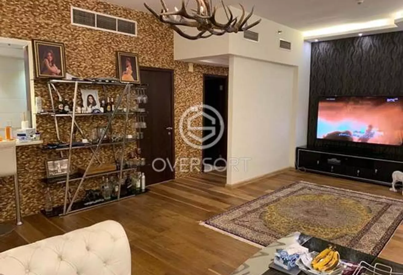 1 bedroom Concorde Tower