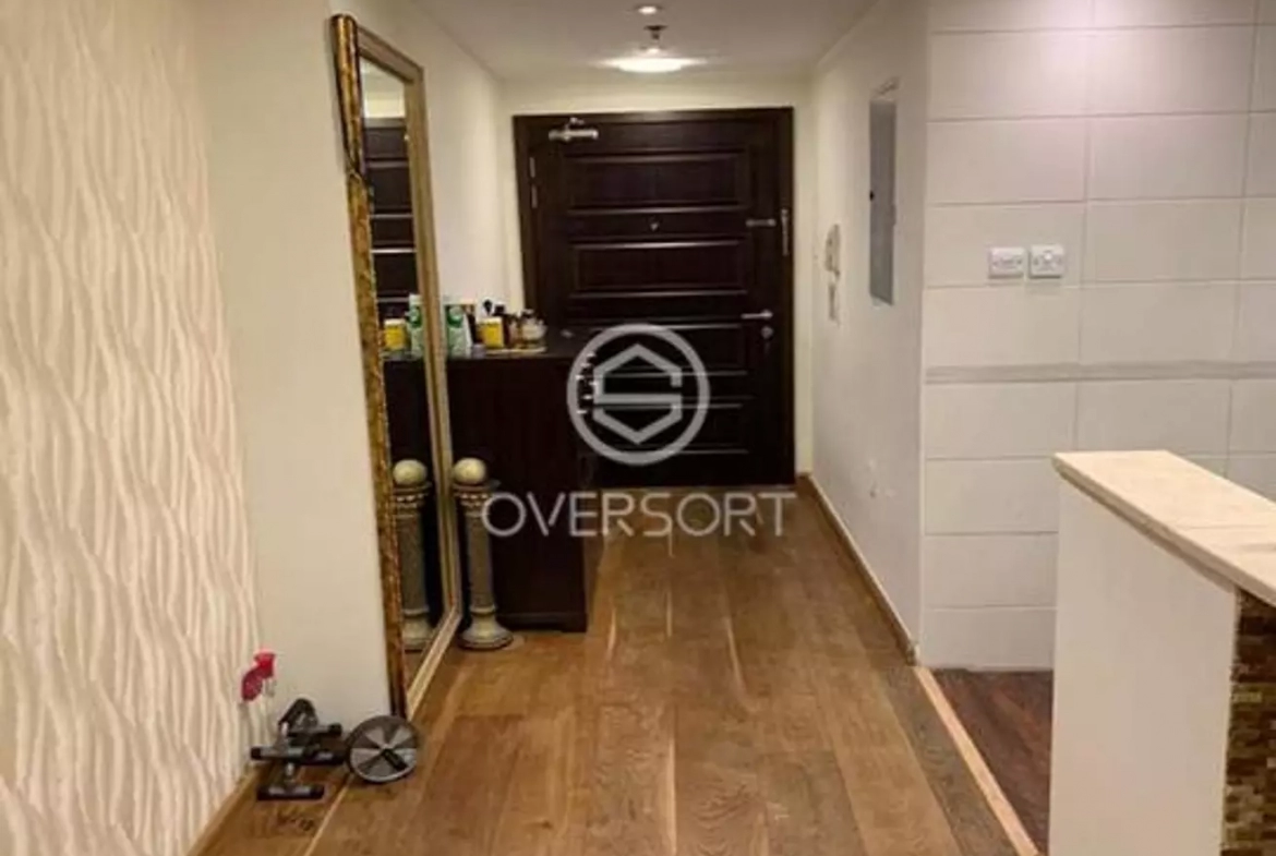1 bedroom Concorde Tower