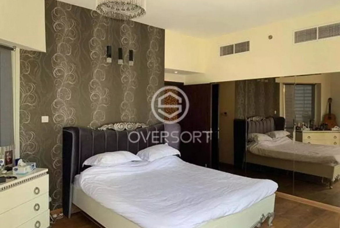 1 bedroom Concorde Tower