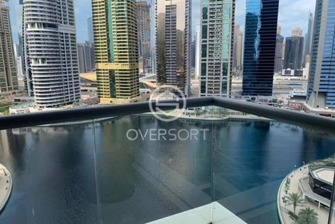 1 bedroom Concorde Tower
