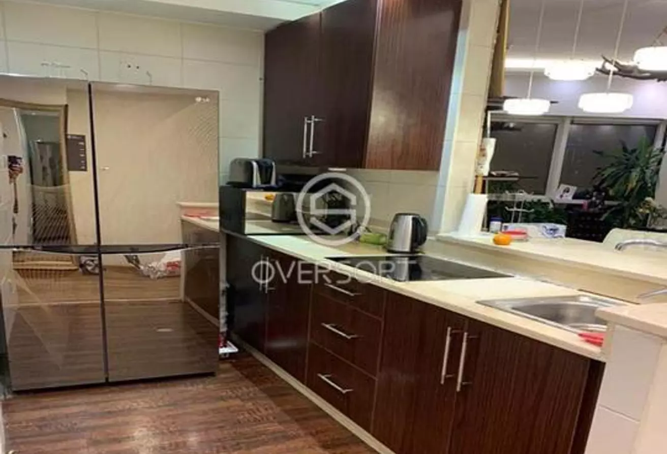 1 bedroom Concorde Tower