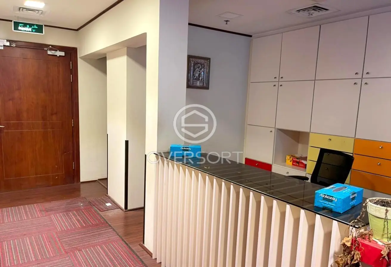 office BUSINESS BAY