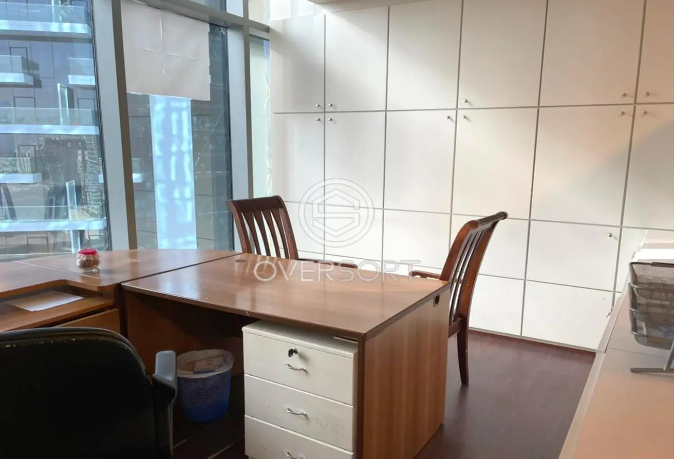 office BUSINESS BAY