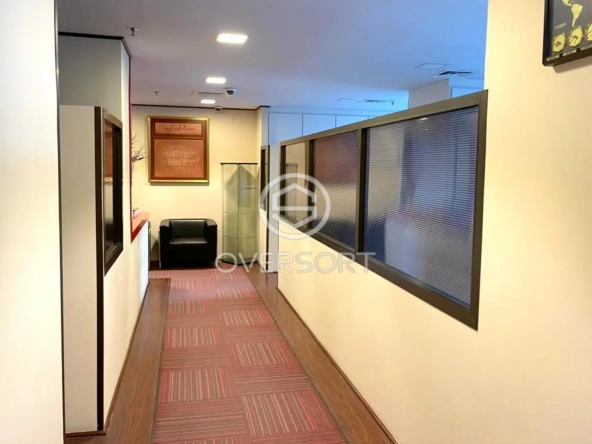 office BUSINESS BAY
