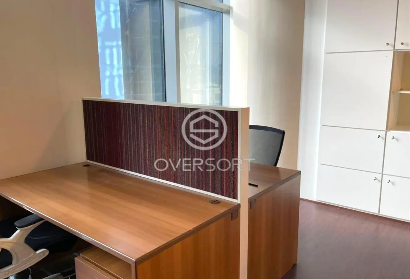 office BUSINESS BAY