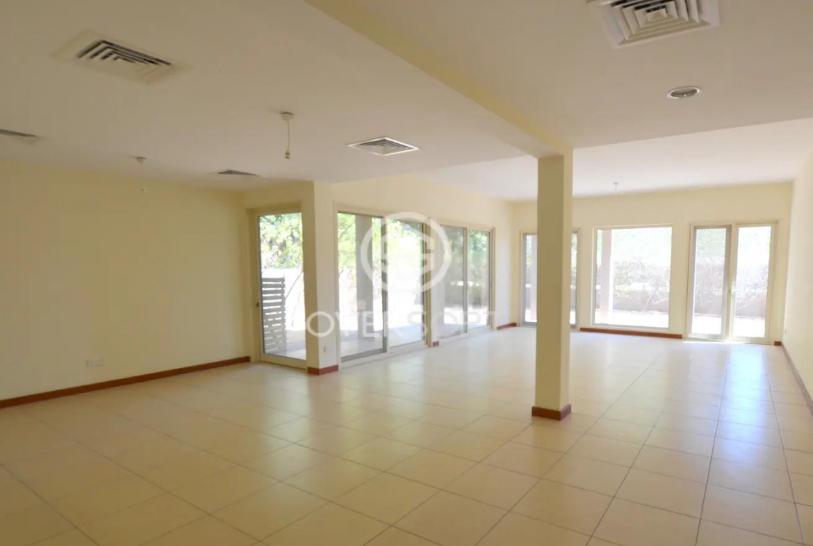 villa- saheel